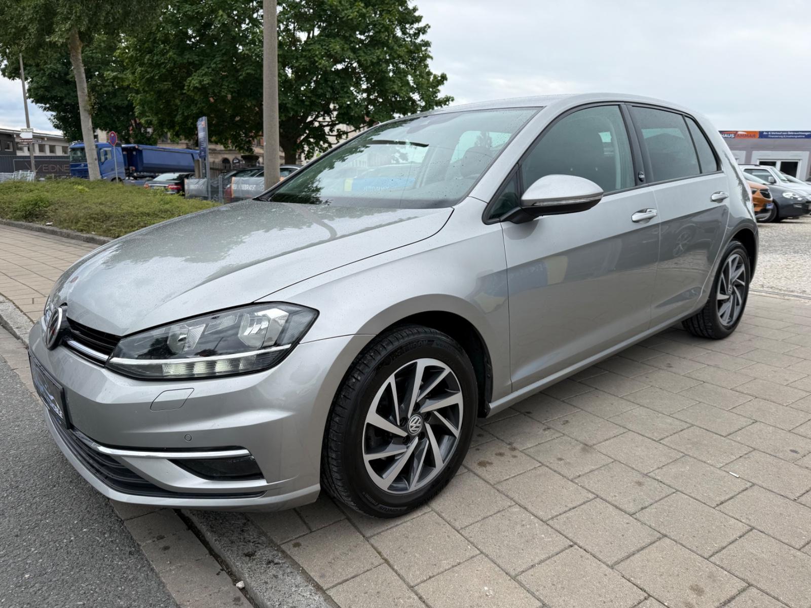 Volkswagen Golf VII Lim. Sound 2.0TDI ACC