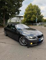 BMW 335i E93 Cabrio M-Paket *SHZ*PDC*Memory*Lo... - BMW 335 in Solingen