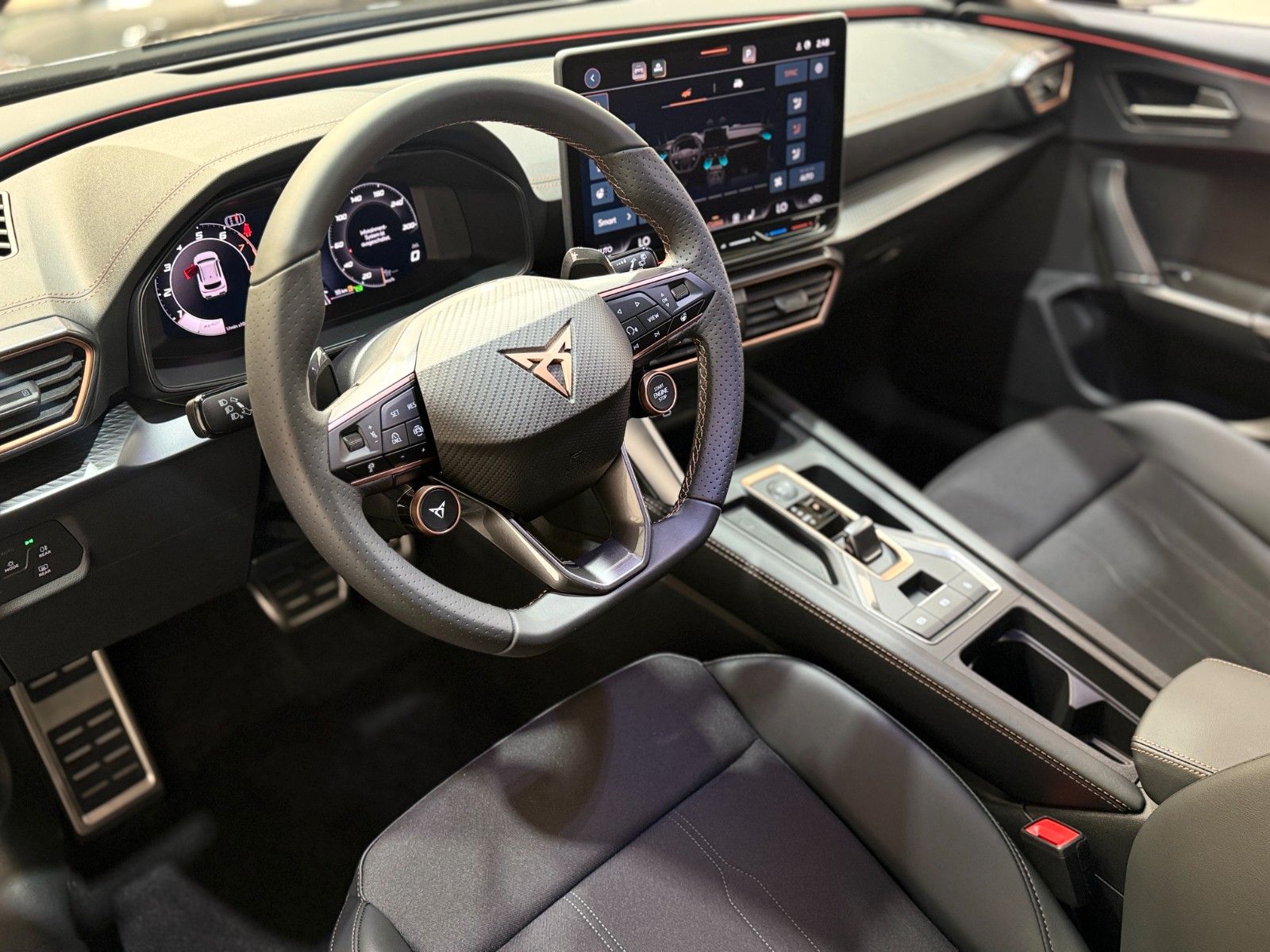 Fahrzeugabbildung CUPRA Formentor 2.0 4Drive, AHK