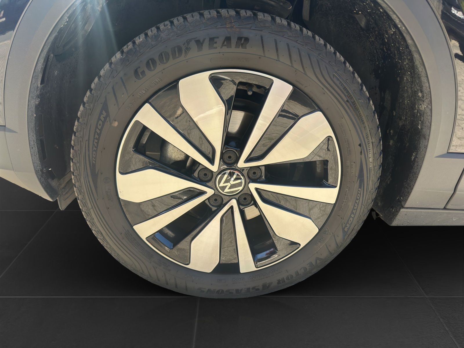 Volkswagen T-Roc - Bild 7