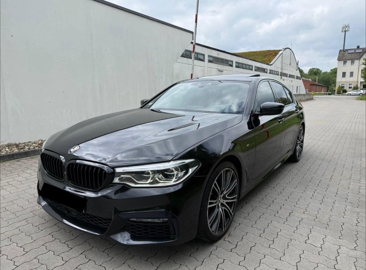 BMW 530d xDrive M-Sport*DRIVE-ASS+*MASSAGE*GSTIK*HUD