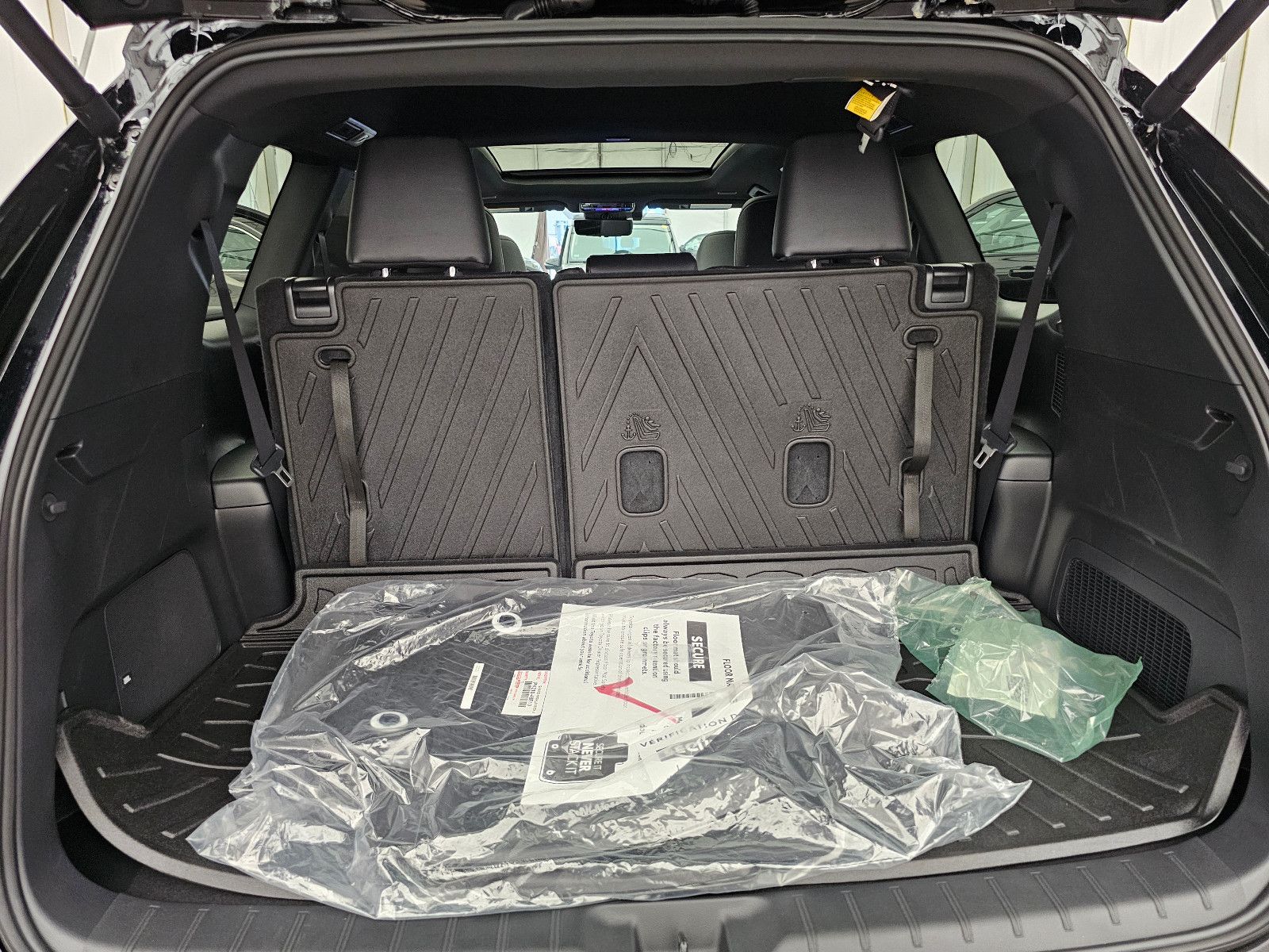 Fahrzeugabbildung Toyota GRAND Platinum Max T1: 68.000 EURO Stock !!!