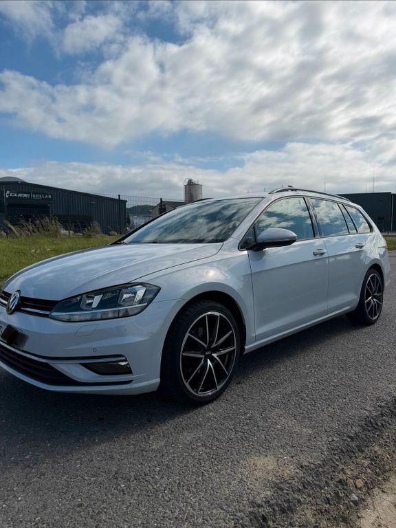Image of Volkswagen Golf