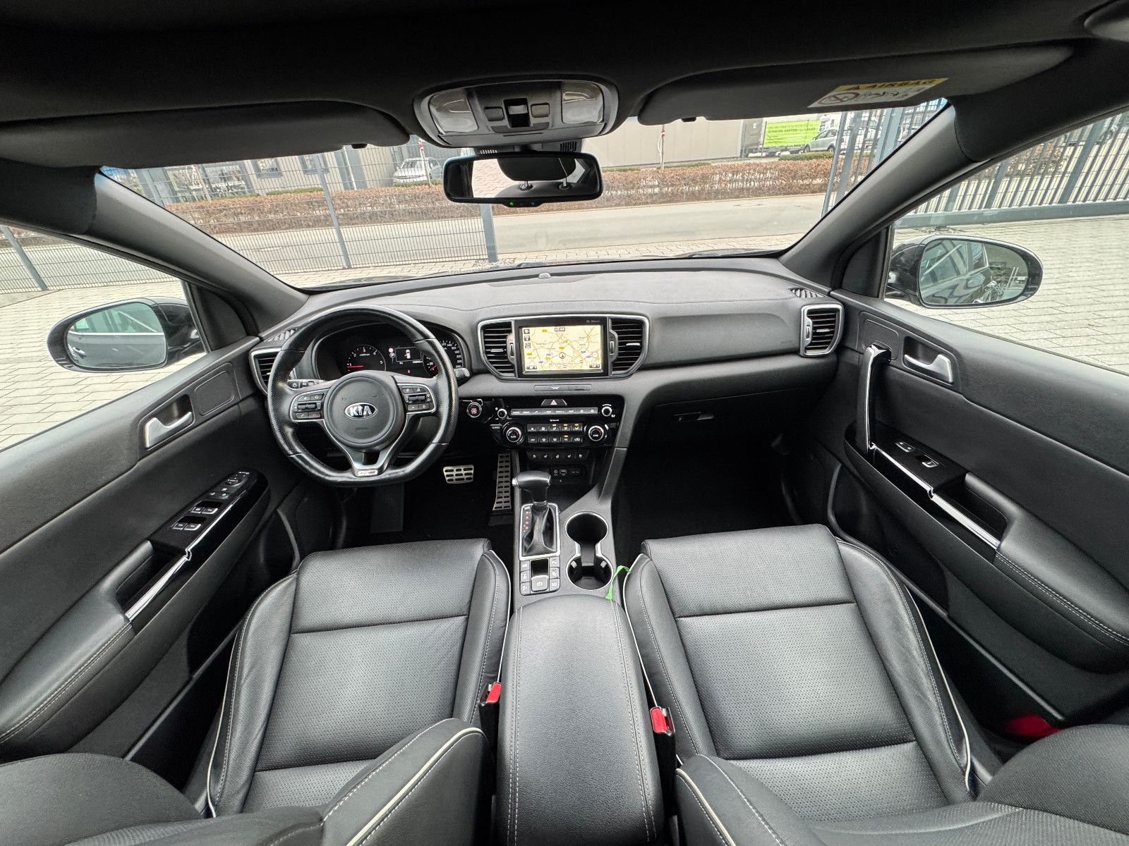 Fahrzeugabbildung Kia Sportage GT-Line 4WD