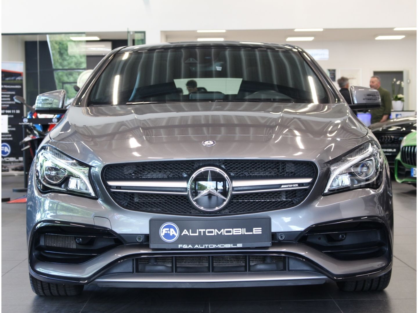 Fahrzeugabbildung Mercedes-Benz CLA 45 AMG Shooting Brake 4Matic 2.Hand*LED*TOP
