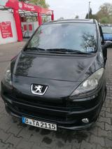 Peugeot 1007 Tendance 110 2-Tronic Tendance - Peugeot 1007 mit Panoramadach