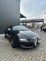 Alfa Romeo GT JTS - Alfa Romeo Giulietta: Coupe