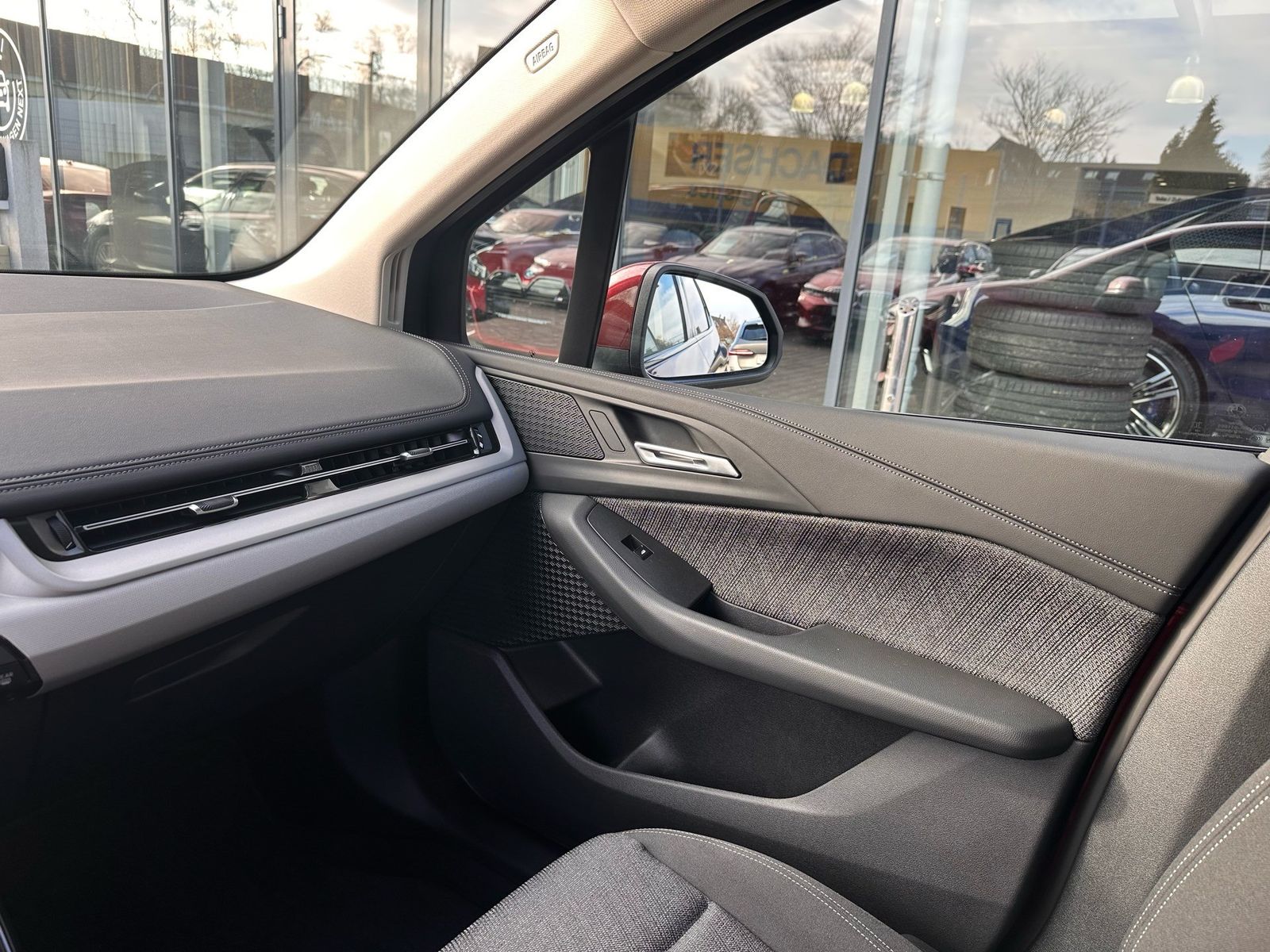 BMW 220 Active Tourer - Bild 12