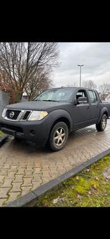Nissan Navarra  2,5 Bj dec 2011. 190.000 K... - Nissan Navara in Frankfurt (Main)