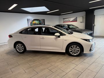 Toyota Corolla - 4