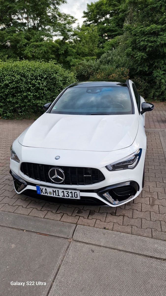 MERCEDES-BENZ CLA 35 AMG Shooting Brake Mercedes-AMG CLA 3...