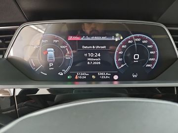 Audi Q8 e-tron - 9