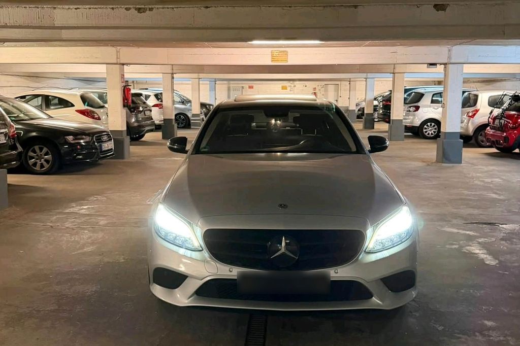 Image of Mercedes-Benz C 220