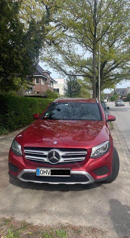 Image of Mercedes-Benz GLC 220