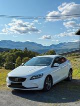 Volvo V40 D2 Summum  - Volvo V40 in Gelsenkirchen