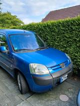 Peugeot Partner - Peugeot Partner mit Benzin-Antrieb: Kombi