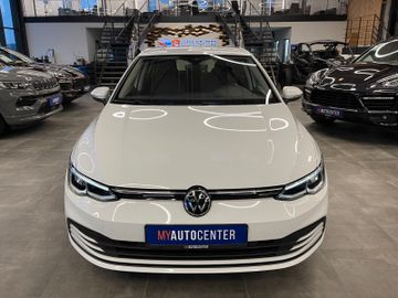 Volkswagen Golf VIII Lim. Life *LED*NAVI*PDC*AMBIENTE*CAR2X