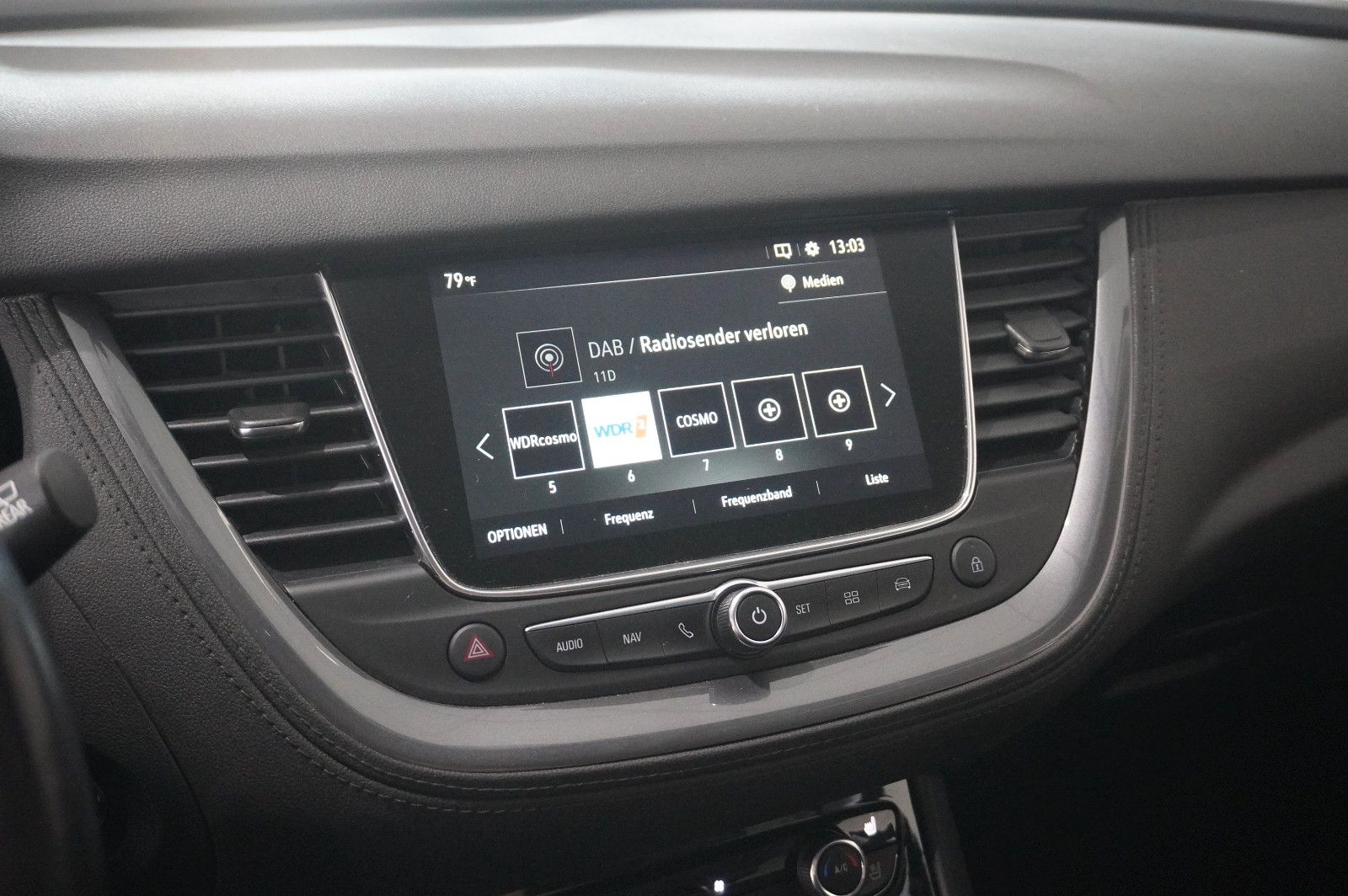 Fahrzeugabbildung Opel Grandland (X) 1.5D ULTIMATE NAVI/LED/360°/SH/AHK