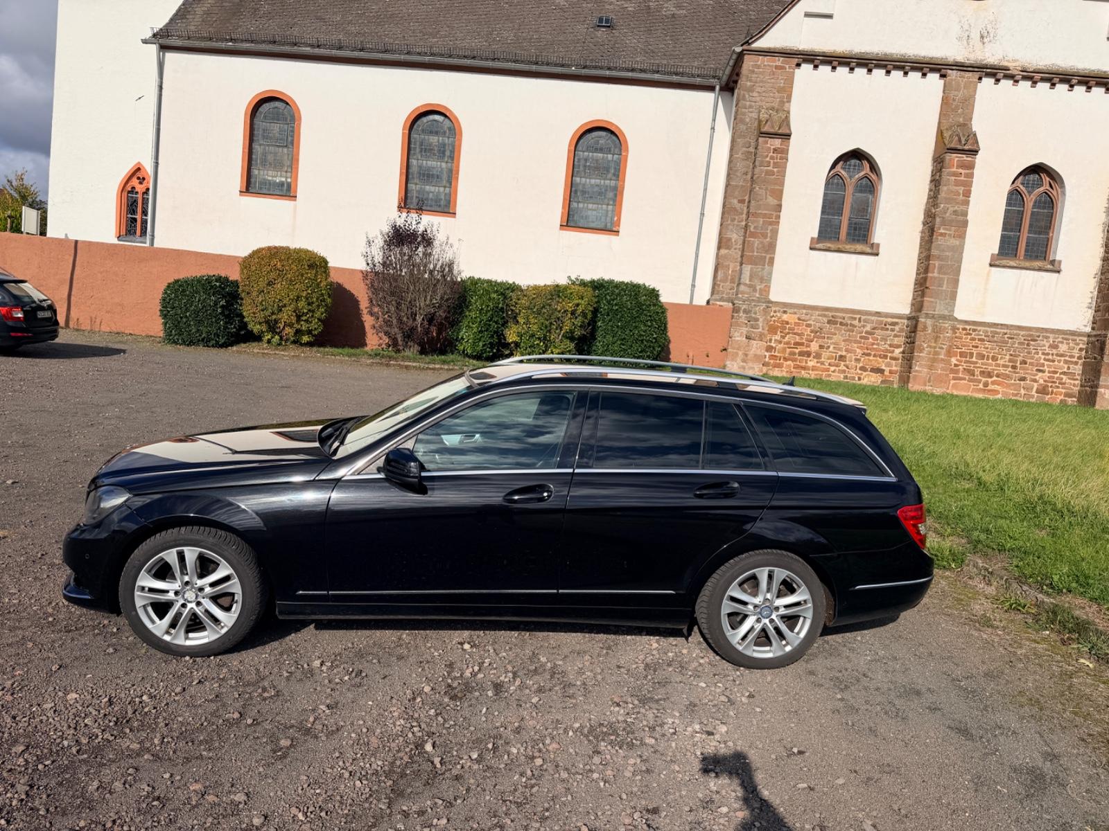 Mercedes-Benz C180 2013 — photo 7