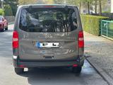 Toyota Proace (Verso) 2,0-l-D-4D 130kW L2 Team Deut... - gebrauchte Toyota Proace (Verso) aus dem Jahr 2023