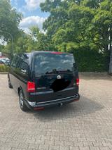 Volkswagen T5 Multivan, Xenon, Kamera, AHK, STHZ, Totwinkel - Volkswagen T5 Multivan in Essen