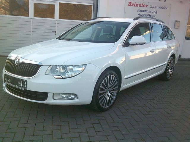 Skoda Superb 2.0 TDI DSG Laurin&Klement  XENON,LEDER