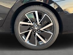 SKODA Octavia Combi 1.5 TSI  Sportline Matrix AHK Gar5