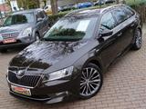 Skoda Superb Combi Xenon Leder Pano Rückkam