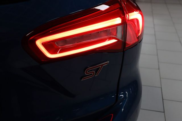 Fahrzeugabbildung Ford Focus Turnier ST 2.3 Eco Performance |1HAND|B&O|