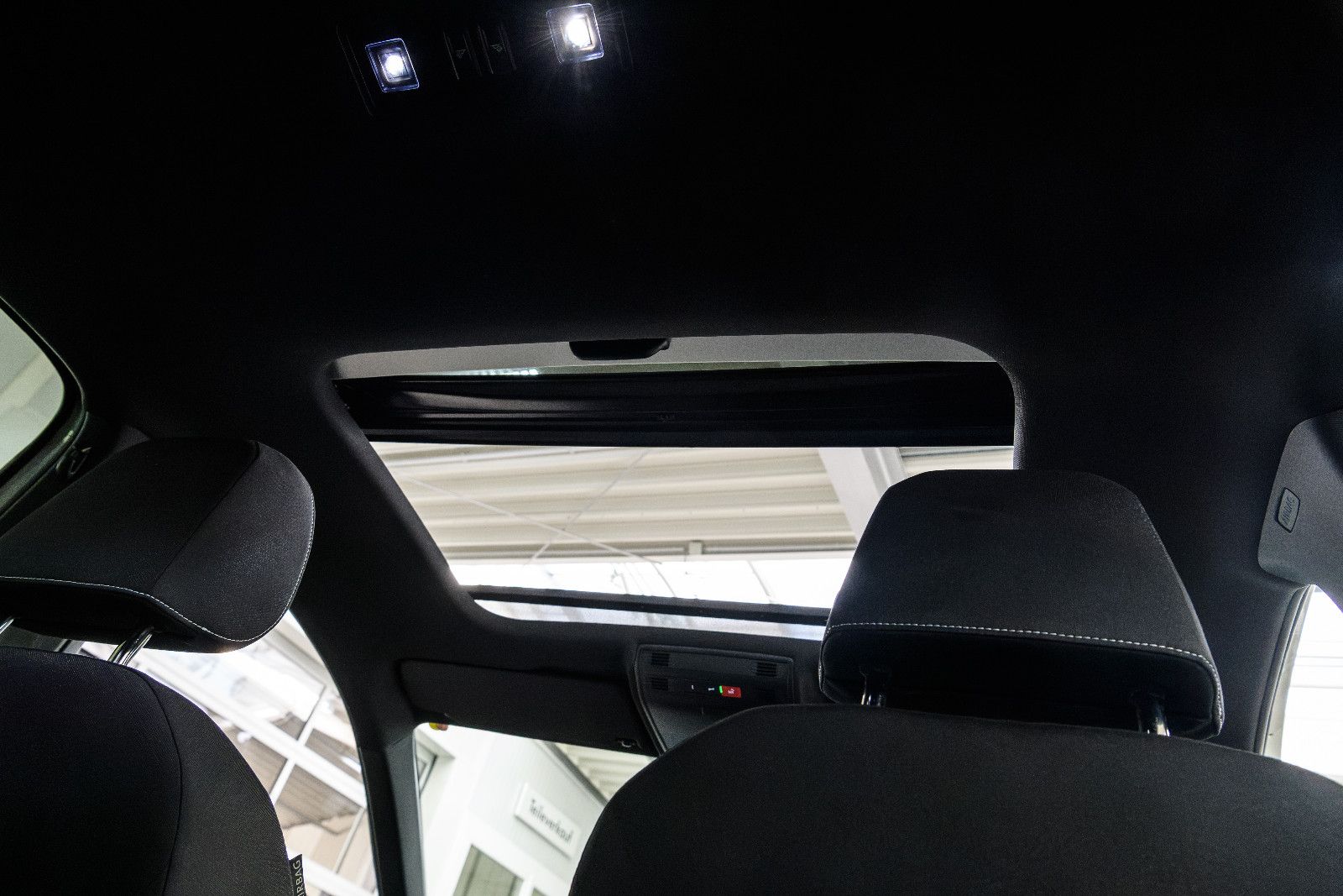 Fahrzeugabbildung Volkswagen Taigo Move+LED+SHZ+PANO+ALU+ACC+PANO+RFK+IQLIGHT