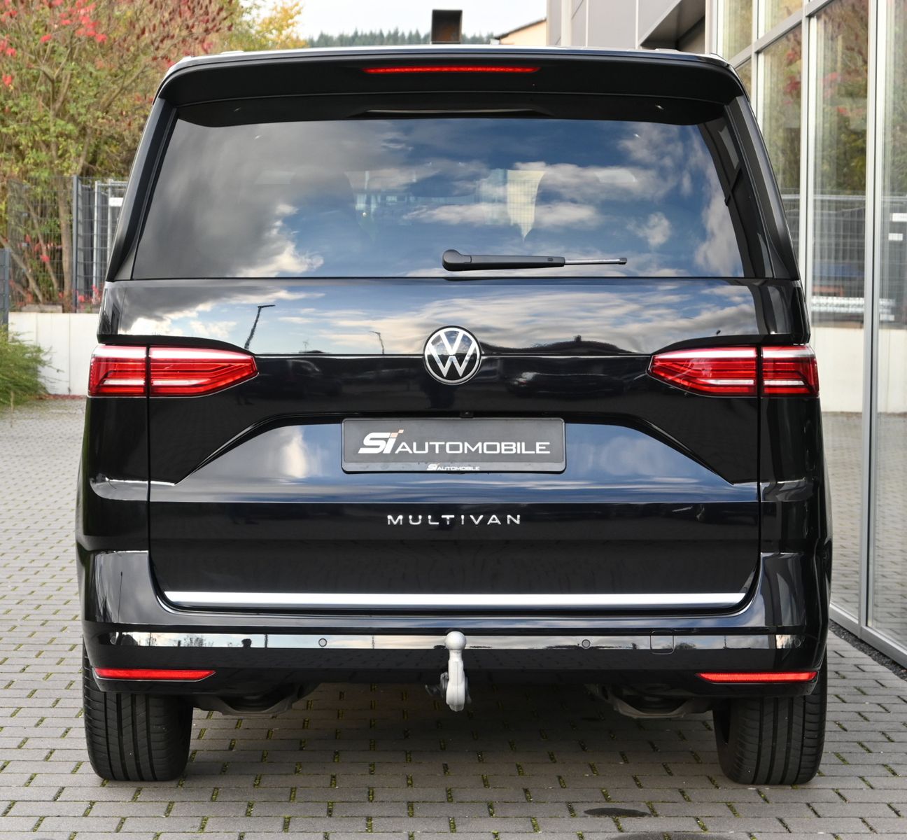 Fahrzeugabbildung Volkswagen T7 Multivan 2,0 TDI DSG Style °ACC°AHK°STANDHEIZ