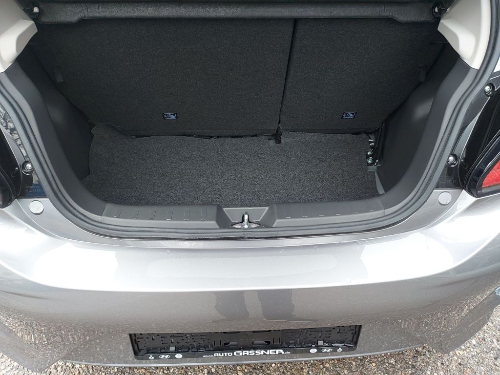 Fahrzeugabbildung Mitsubishi Space Star 1,2 Select+ CVT Alu Sitzheiz. RFK