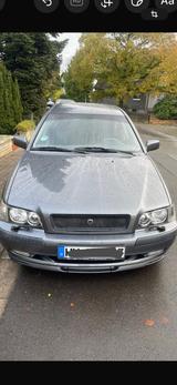 Volvo V40 2.0T Sport Edition Sport Edition - Volvo V40: Sport