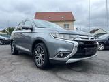 Mitsubishi Outlander 4WD AUT + PANO + AHK + KAMERA - Mitsubishi Gebrauchtwagen in Saarbrücken