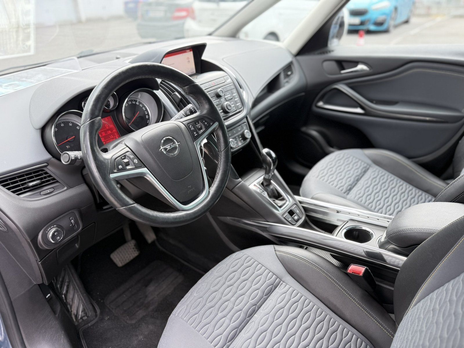 Fahrzeugabbildung Opel Zafira Tourer 1.6 SIDI Turbo Innovation