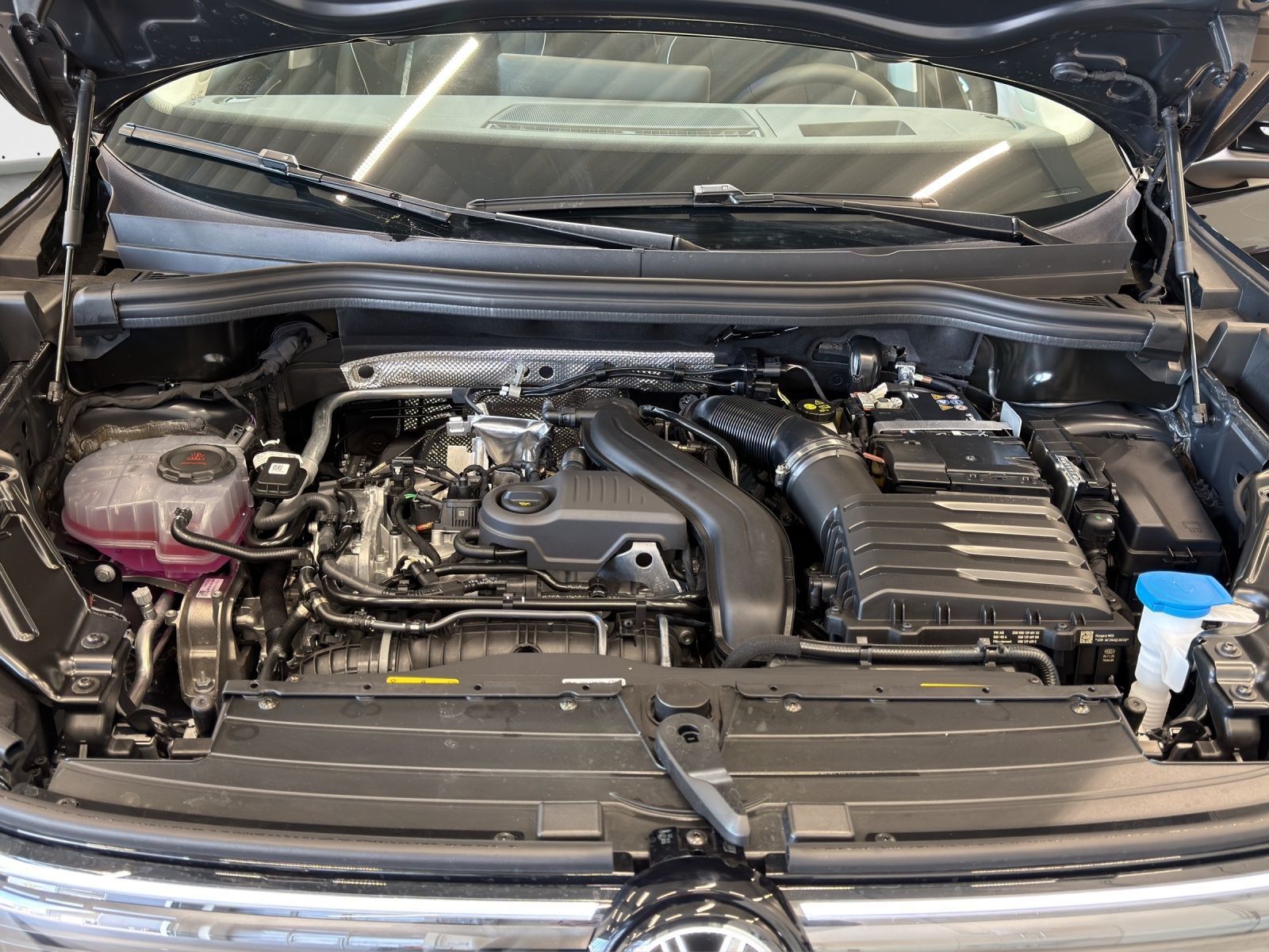 Volkswagen Tiguan - Bild 17