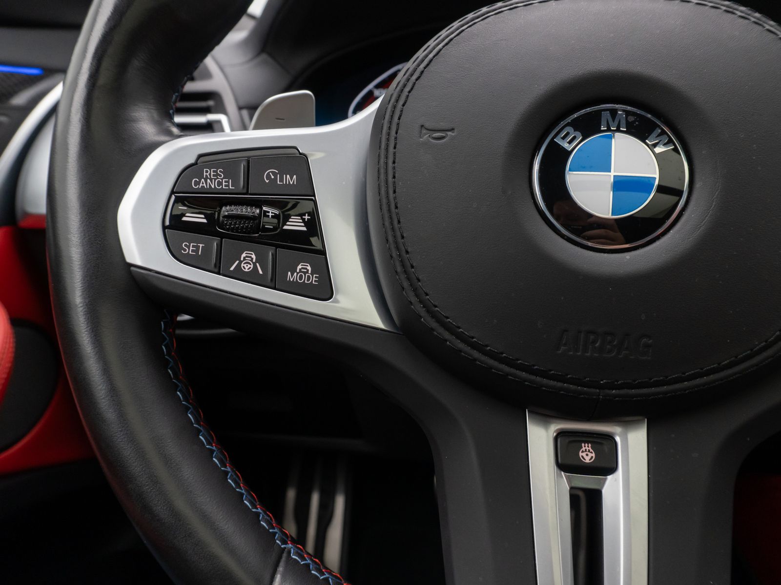 Fahrzeugabbildung BMW X4 M40i Laser360°HUD H/K DAB Panorama AHK 21Zoll