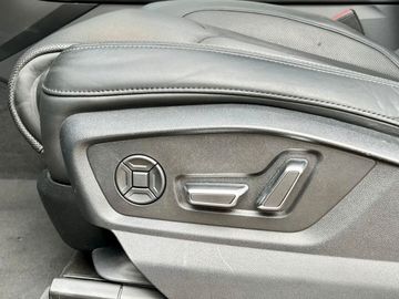 Audi Q7 - 12
