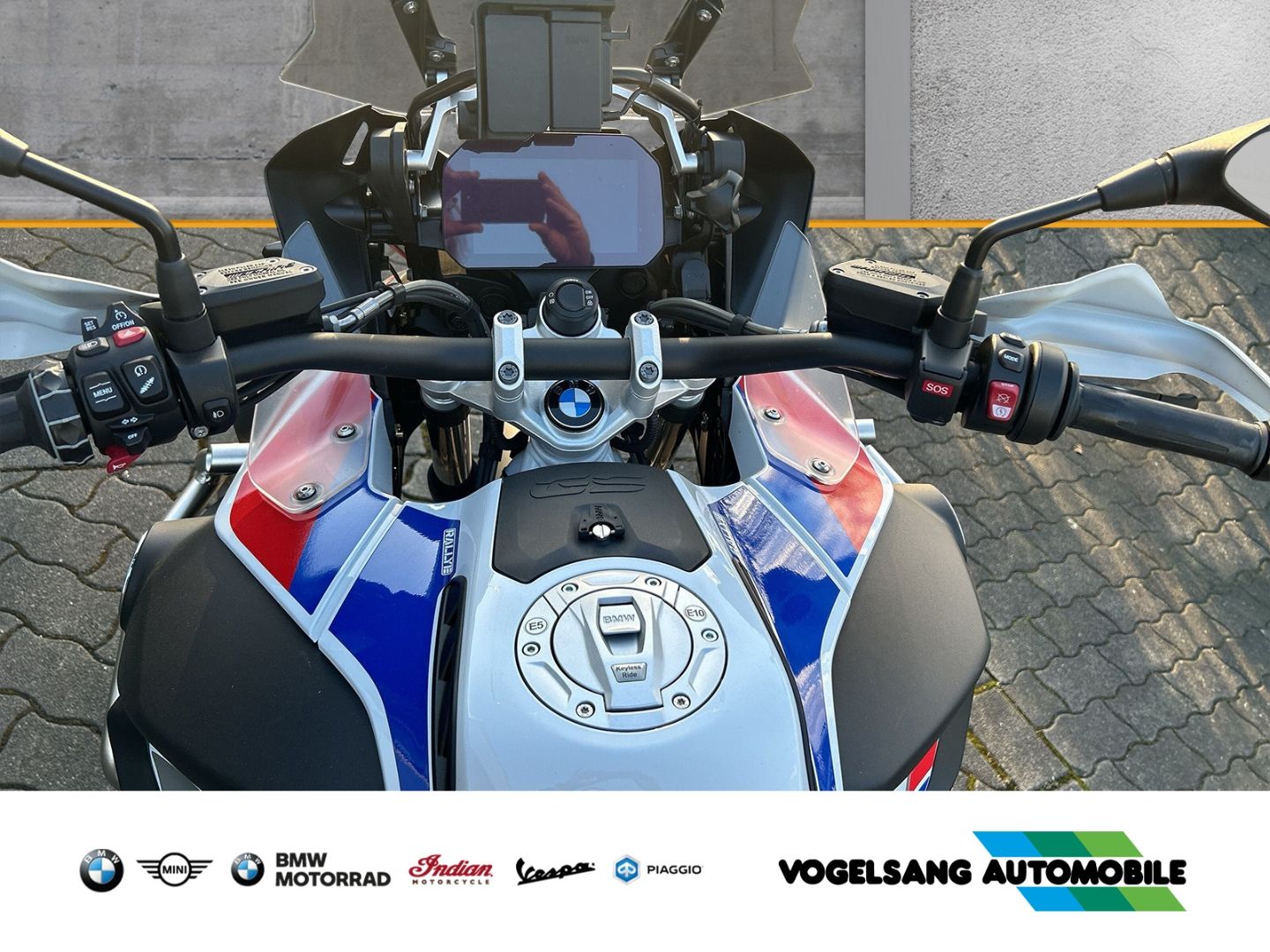 Fahrzeugabbildung BMW R 1250 GS Adventure alle Pakete, Style Rallye, D