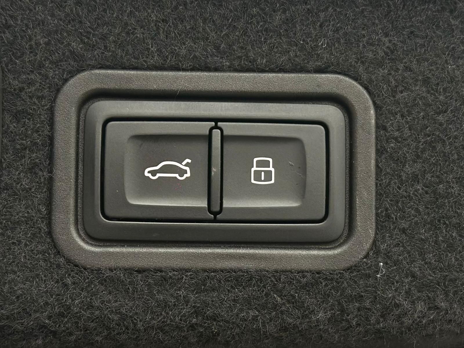 AUDI S8+ 4.0TFSI QUATTRO LANG MATRIX#LUFT#KERAMIK#HUD - Image 28