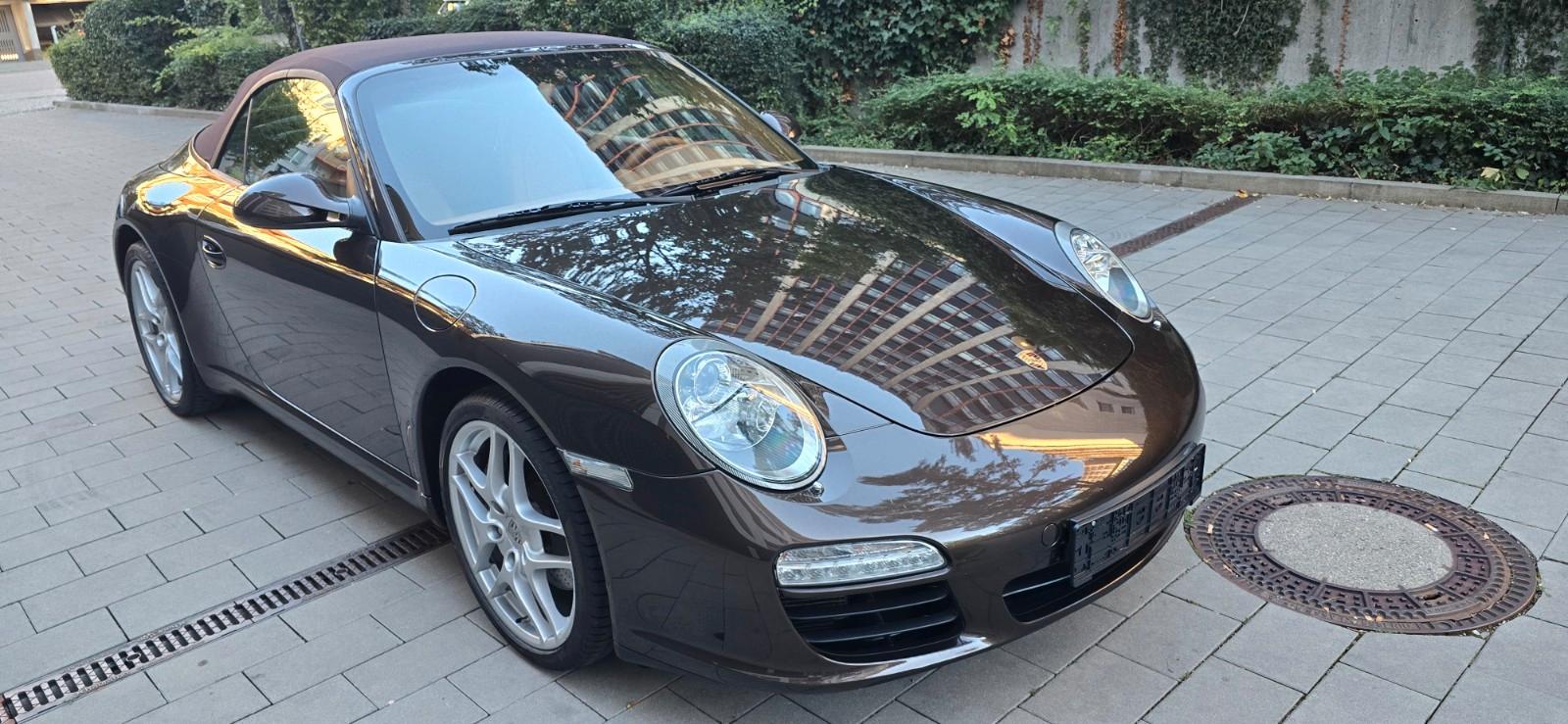 Porsche 997,Cabrio,1.Hd,PDK,ALU19,SportCrono,PCM,