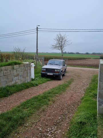 Toyota Land Cruiser HJ61