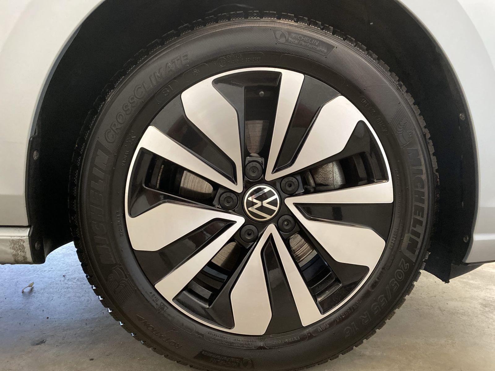 Volkswagen Golf VIII 1.5 eTSI Goal ACC DSG RFK Navi SHZ foto 4