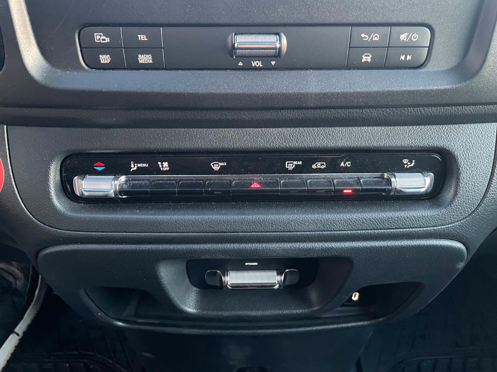 Fahrzeugabbildung Mercedes-Benz Vito 116 CDI Tourer 9G 2xKlima Kamera Navi