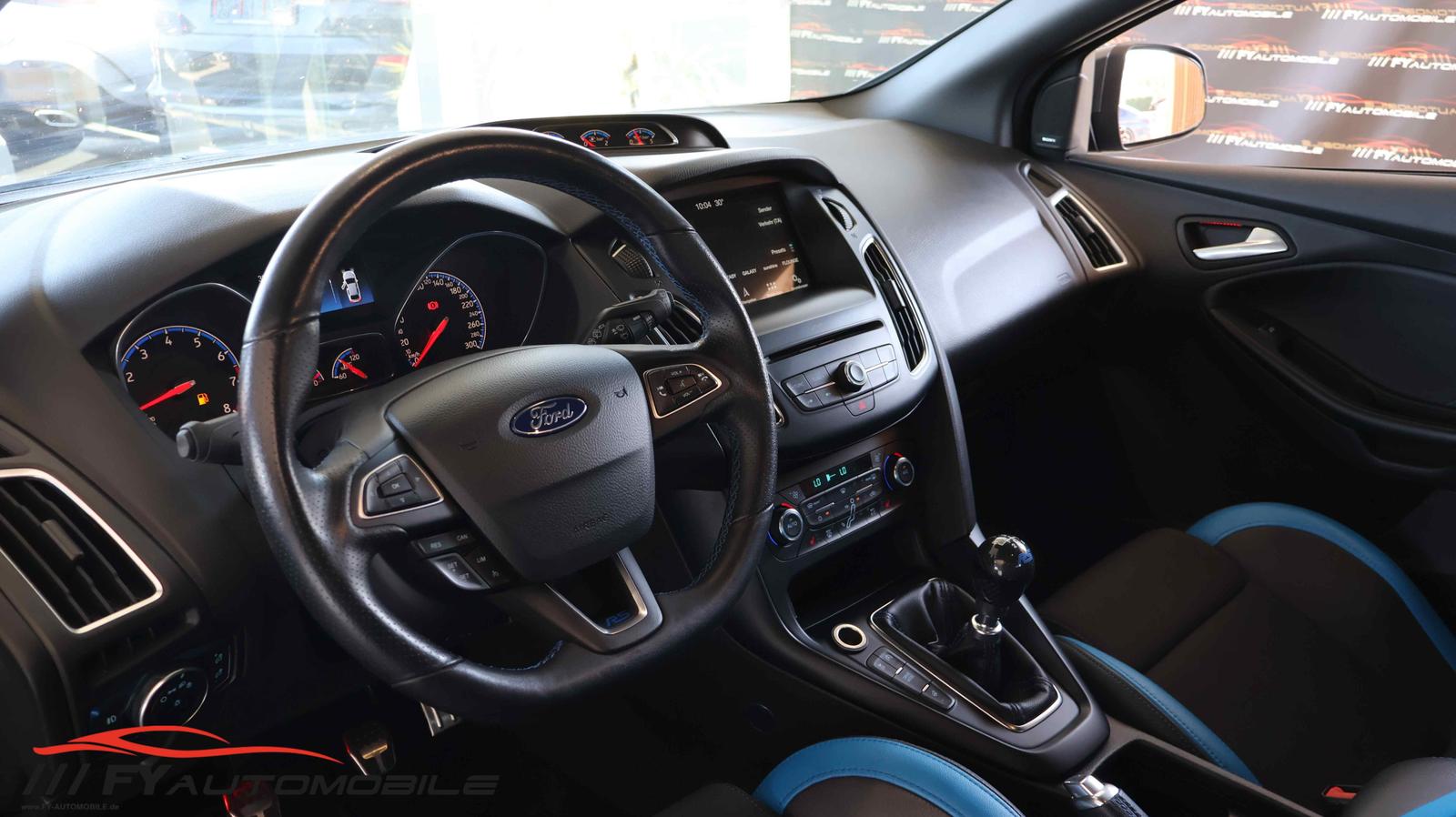 FORD FOCUS RS CAMÉRA* ÉCHAPPEMENT SPORT* GARANTIE*  | 349 ch | 4X4 | BVM |GARANTIE