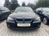 BMW 318i E91 TOURING,KLIMA,PDC,ALU,EURO4,SHZ - gebrauchte BMW 318 aus dem Jahr 2007