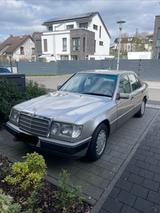 Mercedes-Benz W124 / E 230  - Mercedes-Benz E 230 aus 1991
