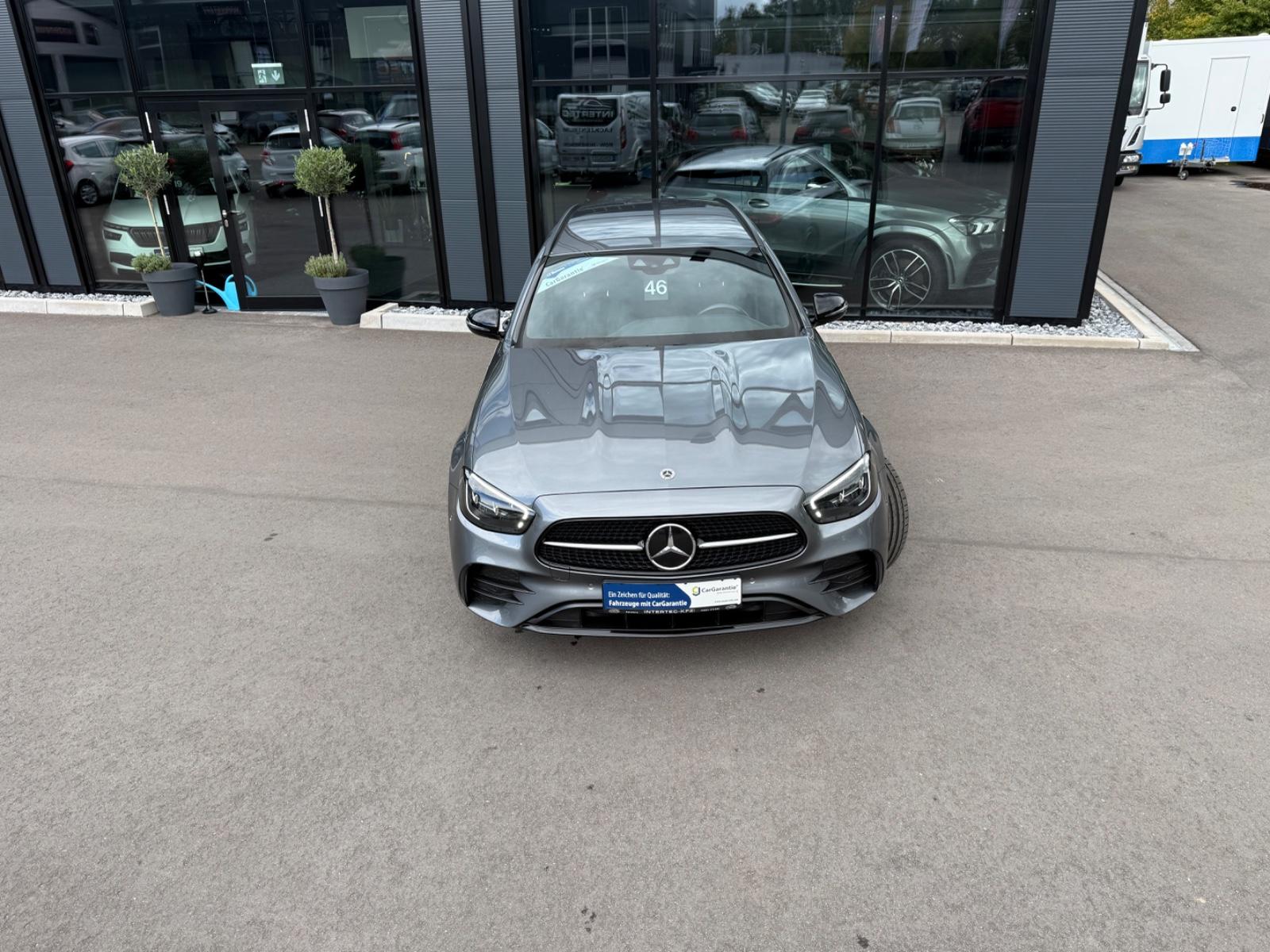 Mercedes-Benz E 220 T Night Edition AMG*ACC*LED*NAVI*CAM*PDC*