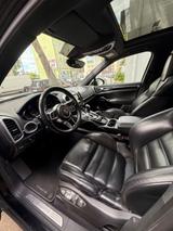 Porsche Cayenne 3.0 Diesel Pano Sport Facelift  - Porsche Cayenne in Bochum