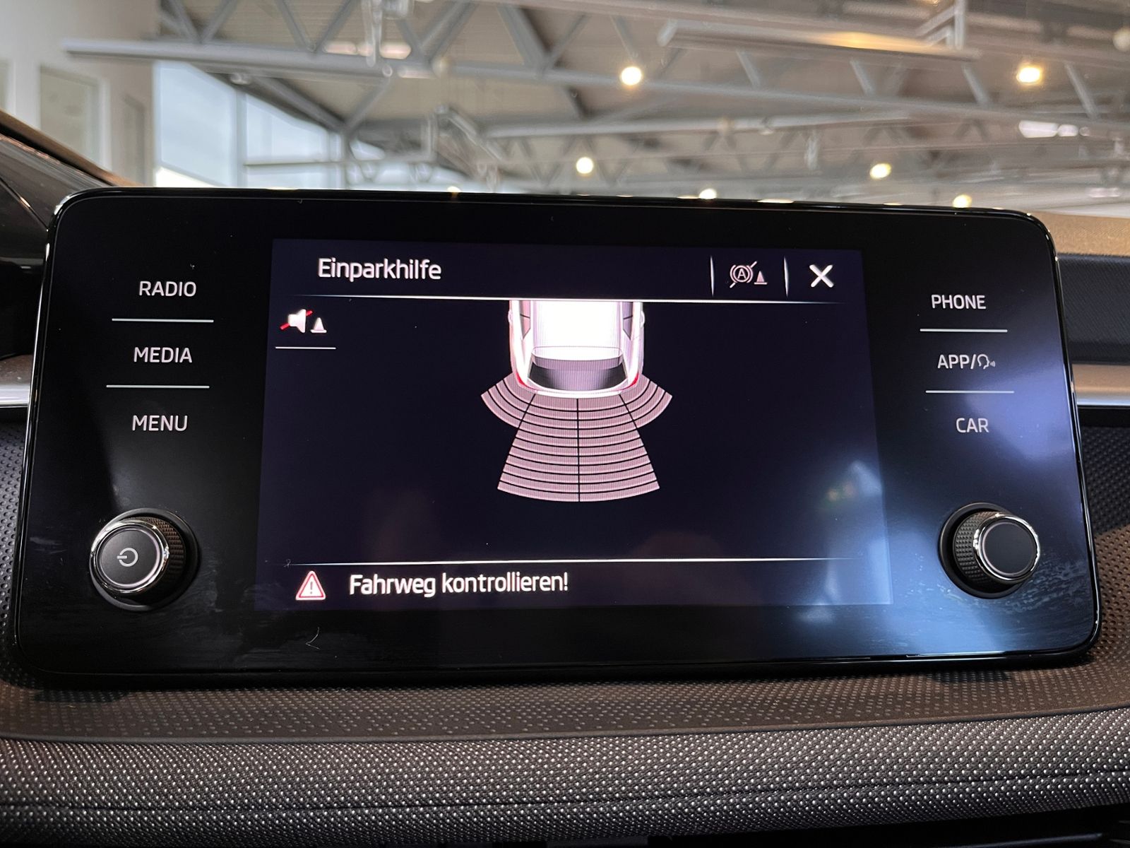 Fahrzeugabbildung SKODA Fabia Ambition KLIMA CARPLAY LED PDC SHZ